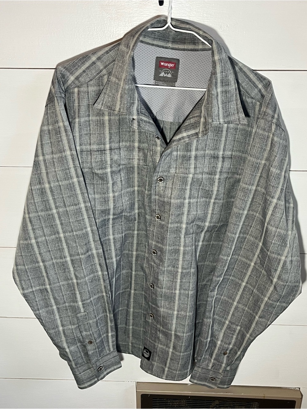 Wrangler Grey Plaid Long-Sleeve Shirt